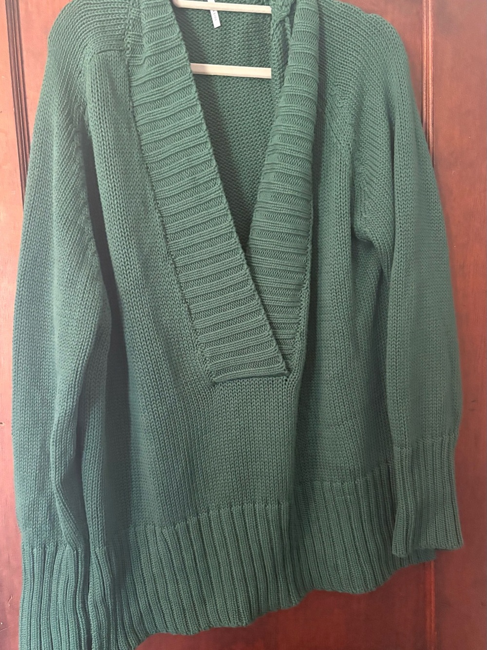 Deep Green‎ Ribbed V-Neck Knit Sweater - Picture 2 of 6